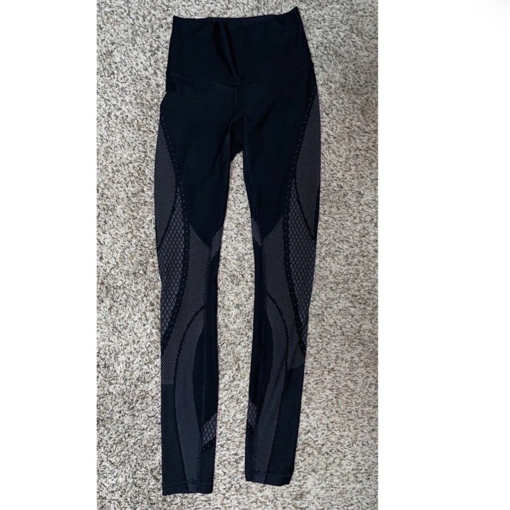 Lululemon leggings - Picture 3 of 5
